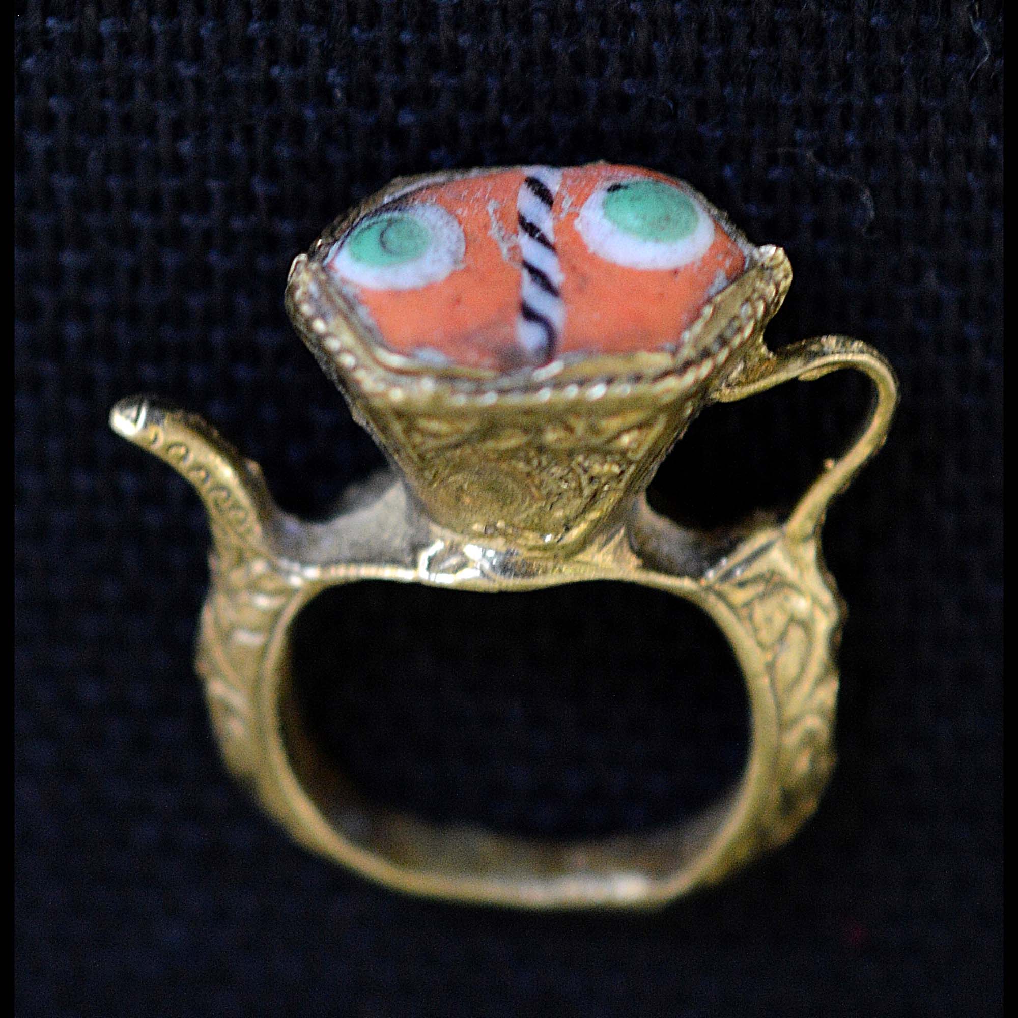 Pitcher shaped eye mosaic glass bronze Ring