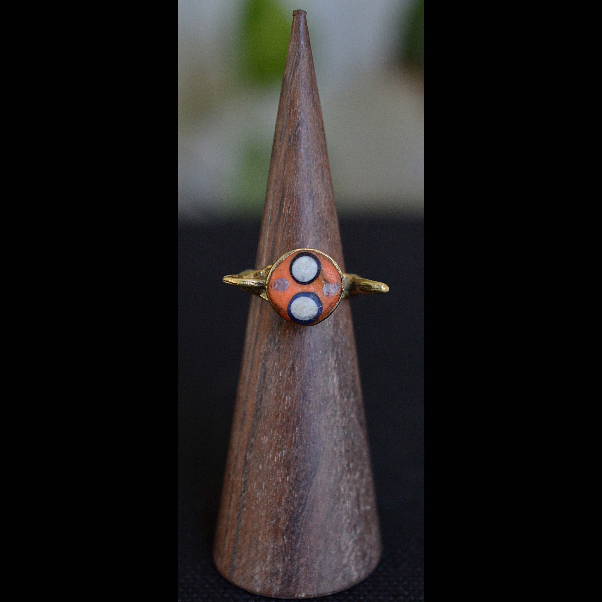 Pitcher shaped eye mosaic glass bronze Ring