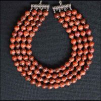 Multilayered necklace with jade gemstone beads