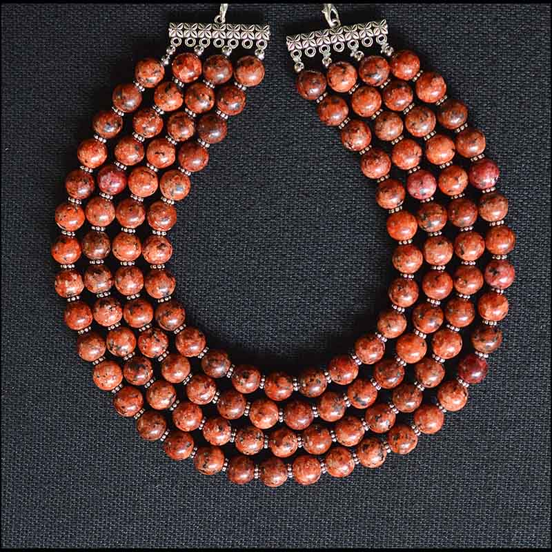 Multilayered necklace with jade gemstone beads
